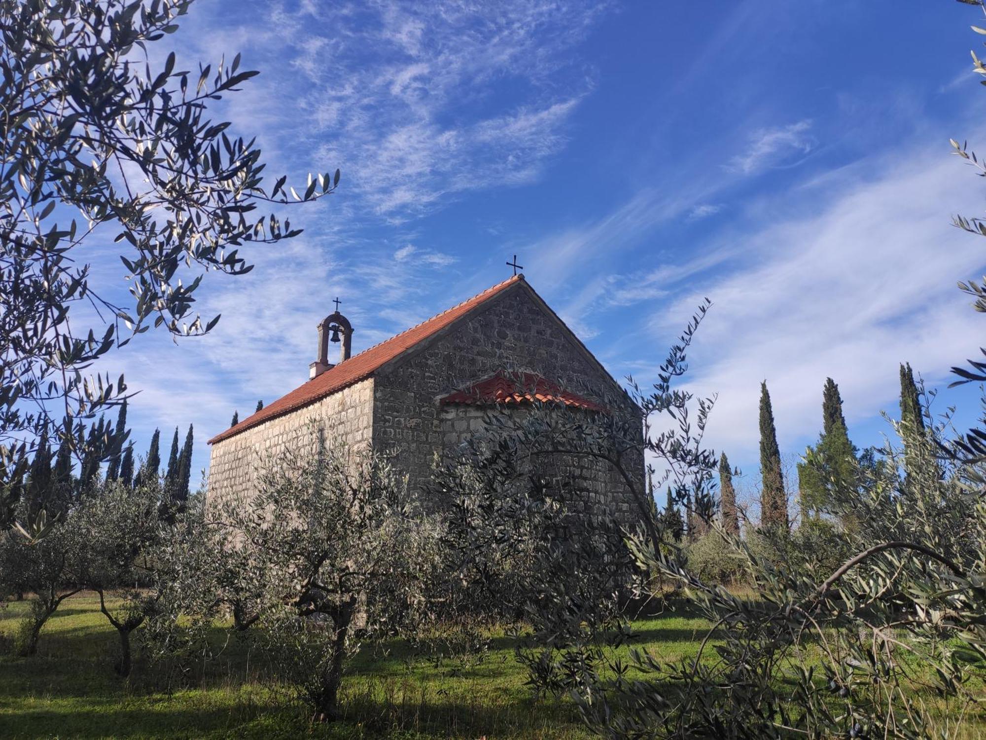 Country House Uros In Nature With Pool Lovorno Экстерьер фото