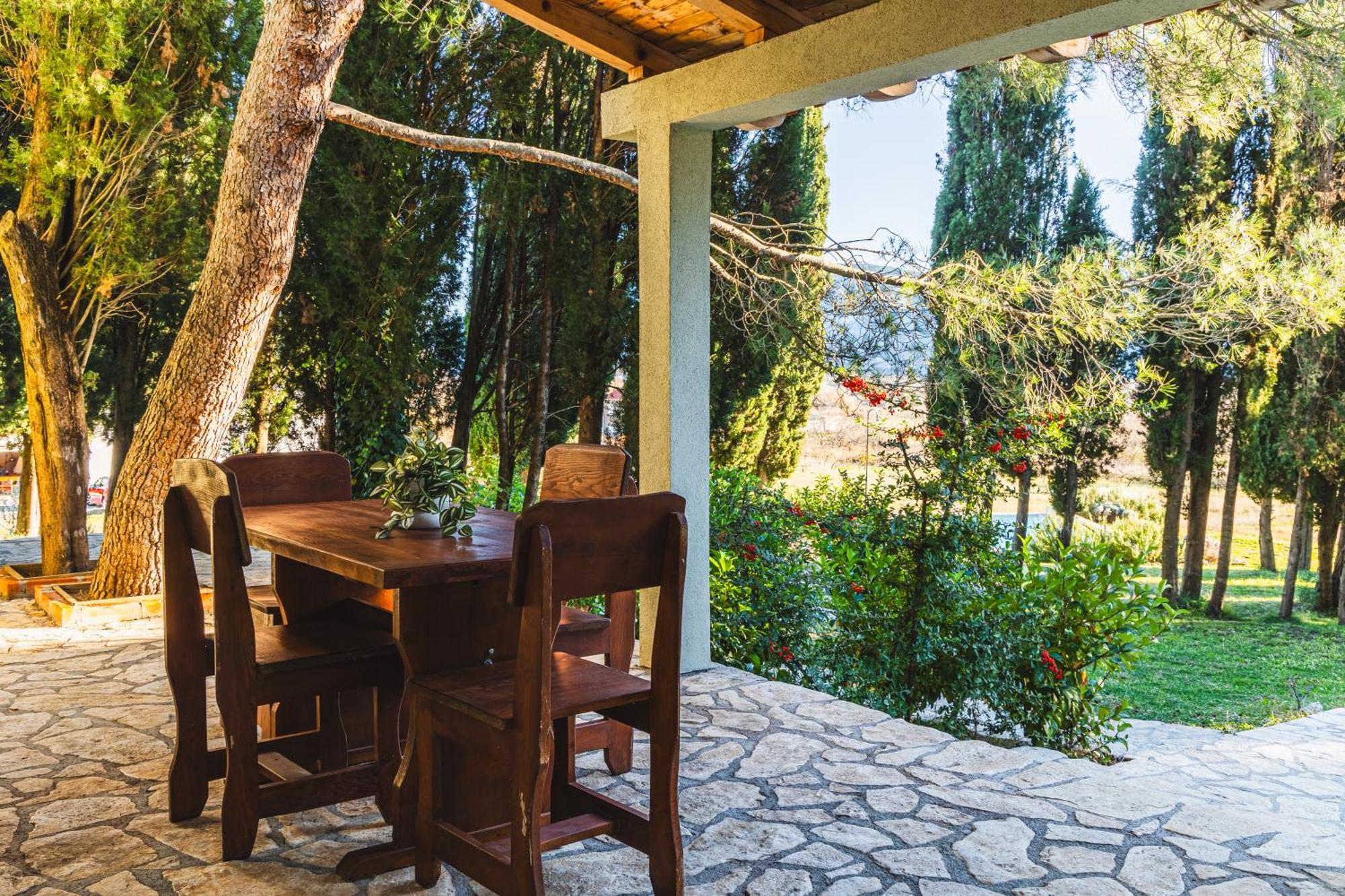 Country House Uros In Nature With Pool Lovorno Экстерьер фото