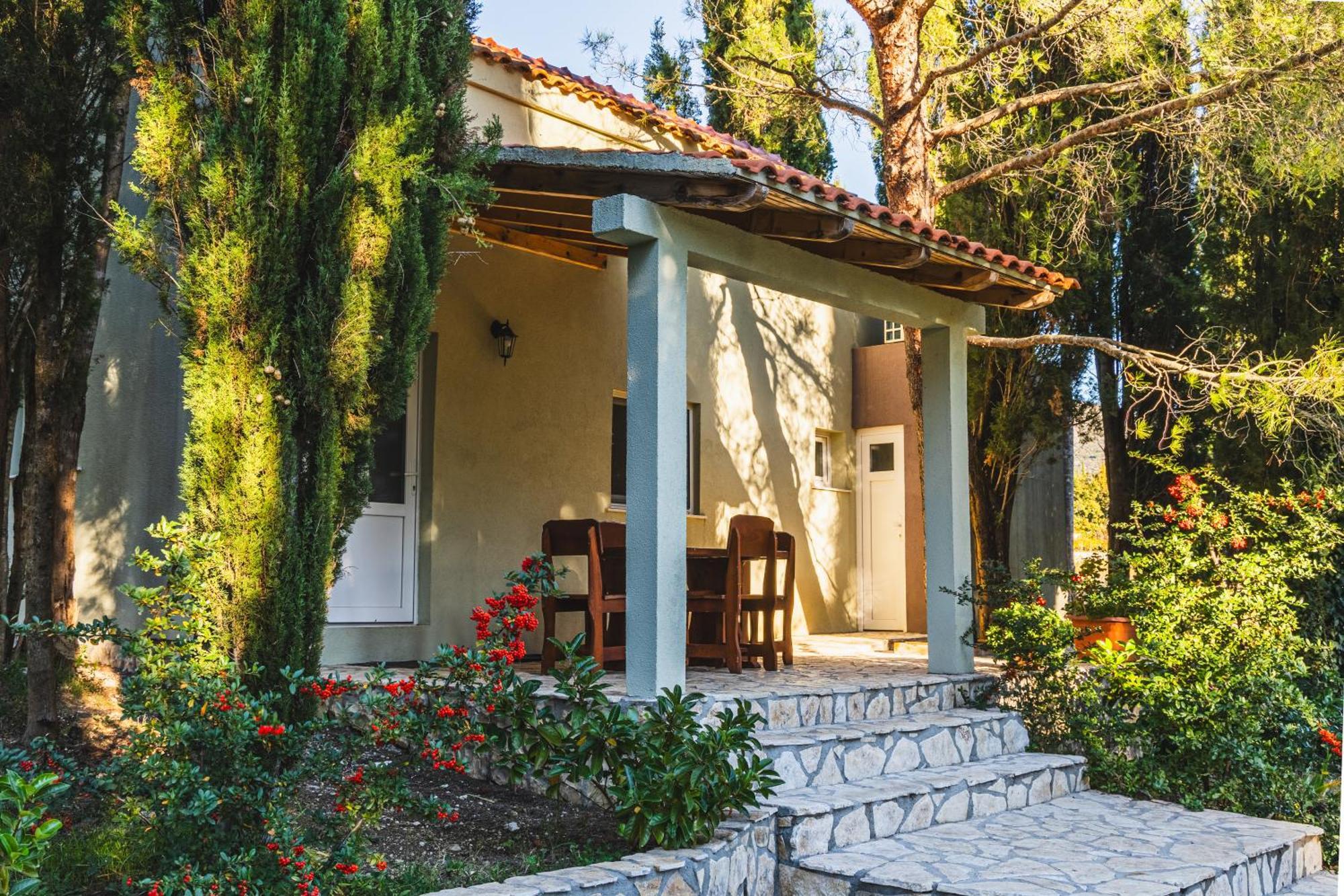 Country House Uros In Nature With Pool Lovorno Экстерьер фото