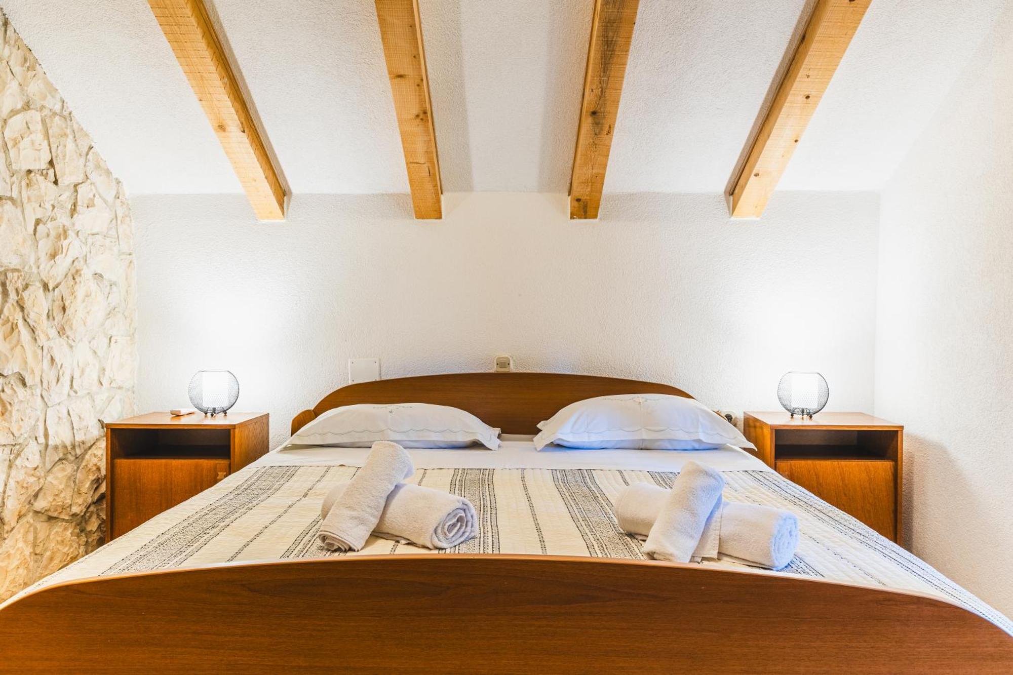 Country House Uros In Nature With Pool Lovorno Экстерьер фото