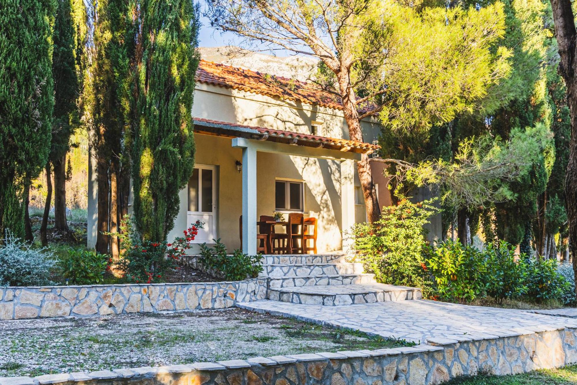 Country House Uros In Nature With Pool Lovorno Экстерьер фото
