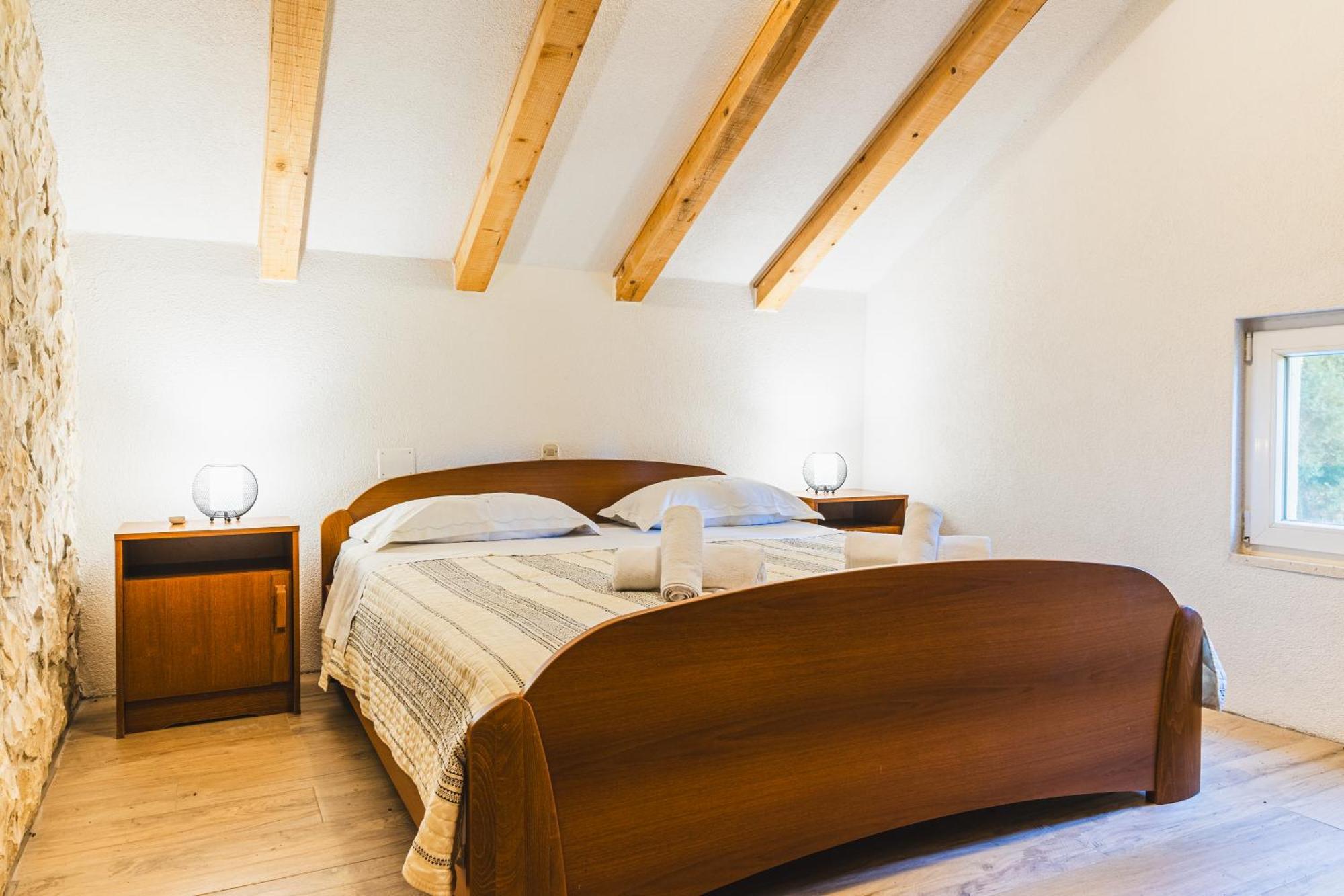 Country House Uros In Nature With Pool Lovorno Экстерьер фото